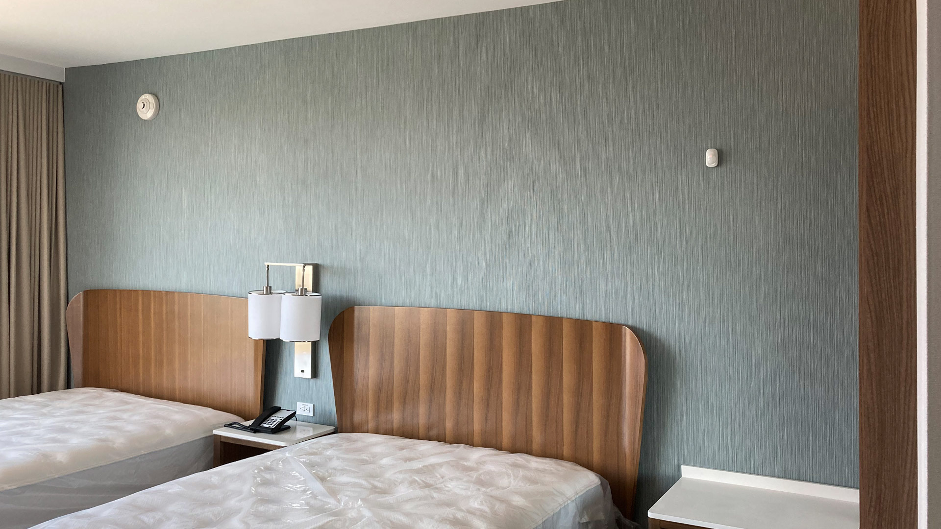 Wallcovering Installer for Hotels